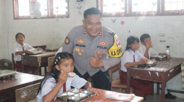 Polres Nias Selatan dan Yayasan Kemala Bhayangkari Distribusikan Perdana MBG ke-2 dan ke-3 di Kabupaten Nias Selatan